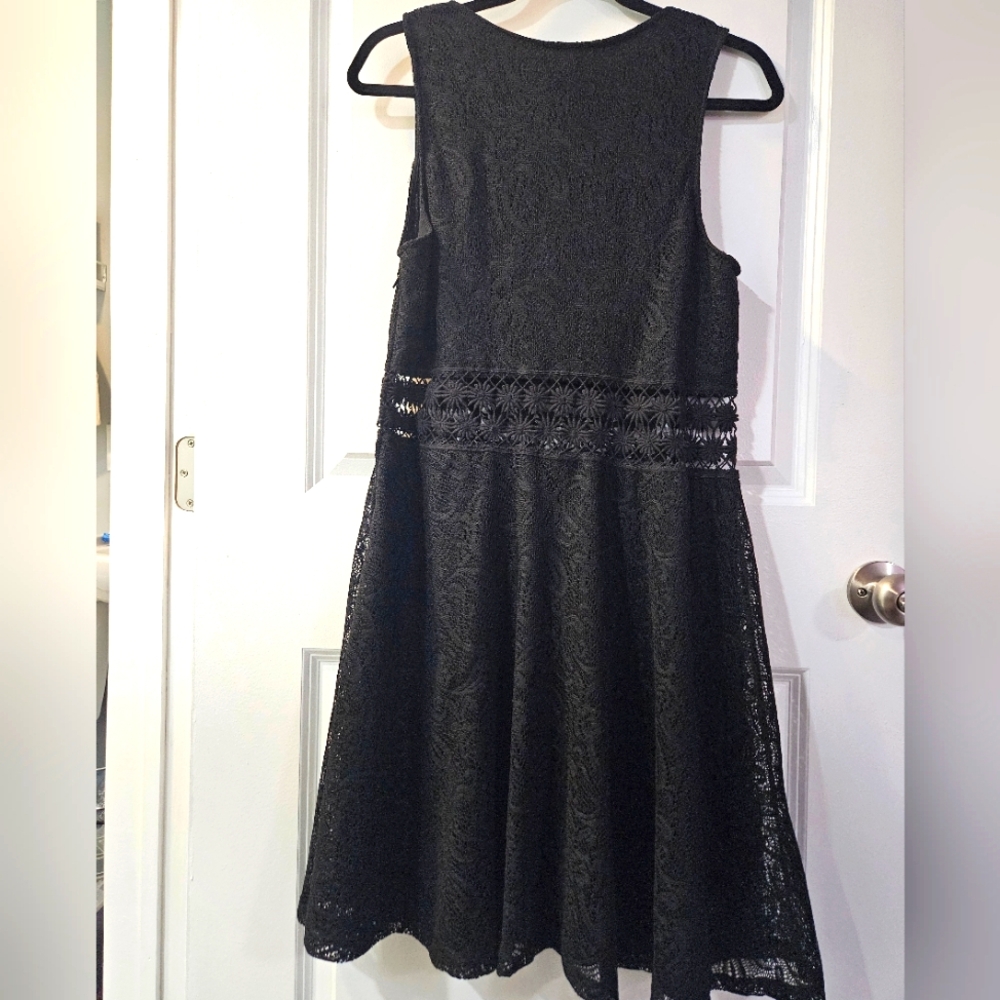 Wet Seal Black Sleeveless Crochet Lace Cut-out Dress 3X (size 14/16) - Picture 2 of 6